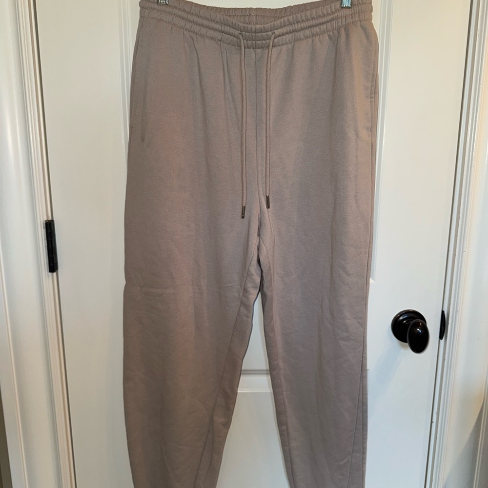 Women’s Tan Jogger Sweatpants